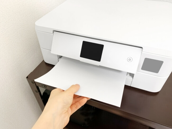 ビジネス文書を家庭で印刷する必要がある人は、レーザープリンターがあると便利です