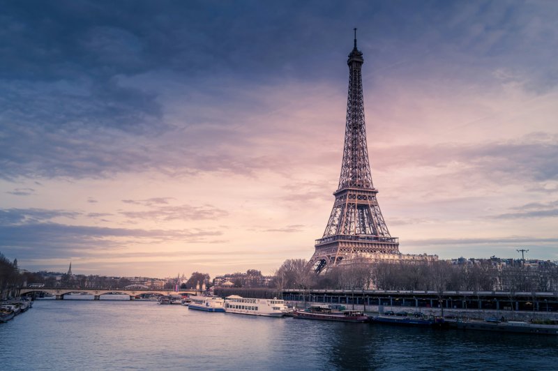 フランスアンティーク　2点 フランスポスター　べロック空箱 11日処分 フランスアンティーク 2点 フランスポスター べロック空箱 11日