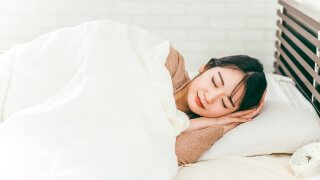 よく眠れるのはどれ？快眠グッズを比較