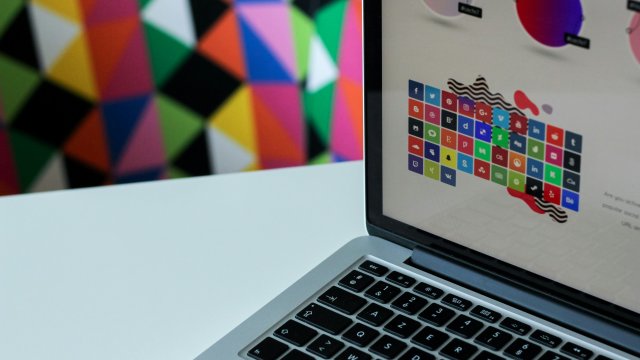 ビジネスにも活用したいデザインツールCanva