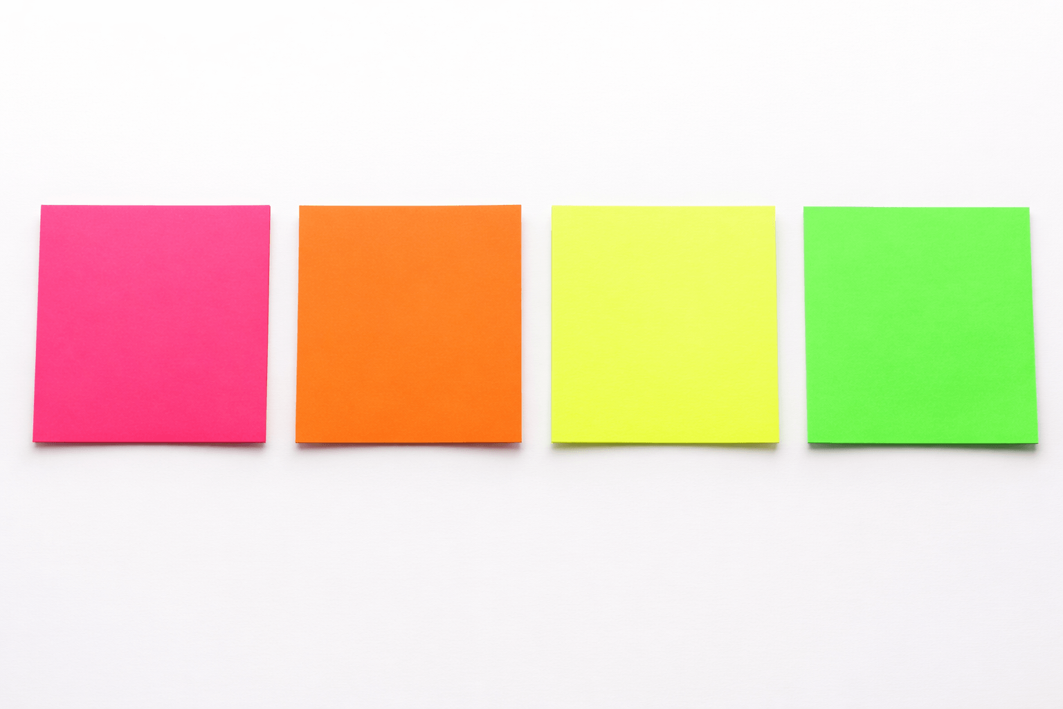 視線を捉える蛍光カラー