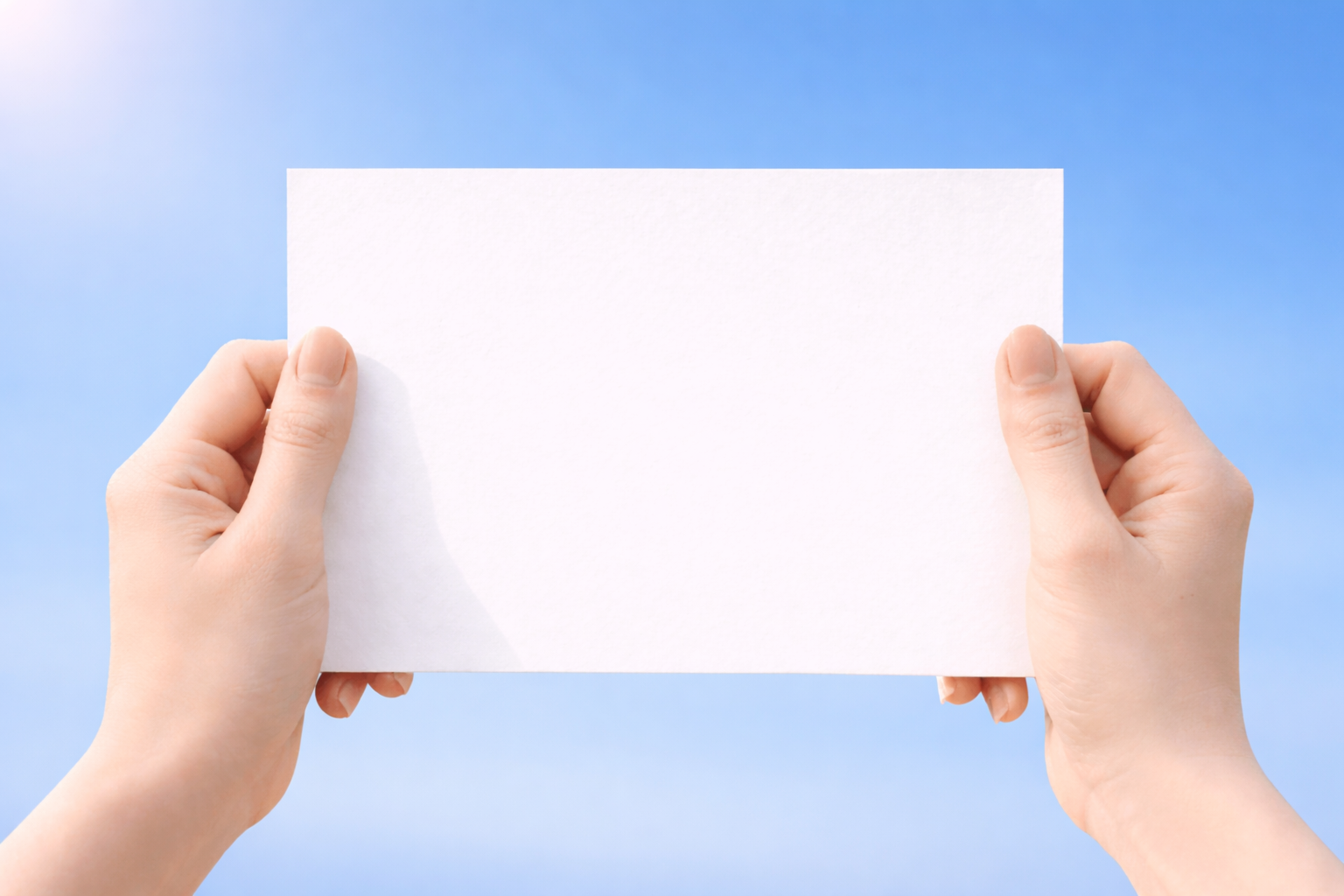 澄み渡るような<br>ハイホワイトの発色