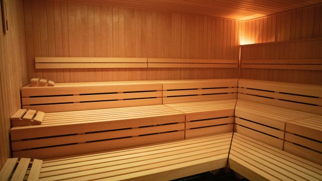 サウナでメガネはどうしてる記事の写真01